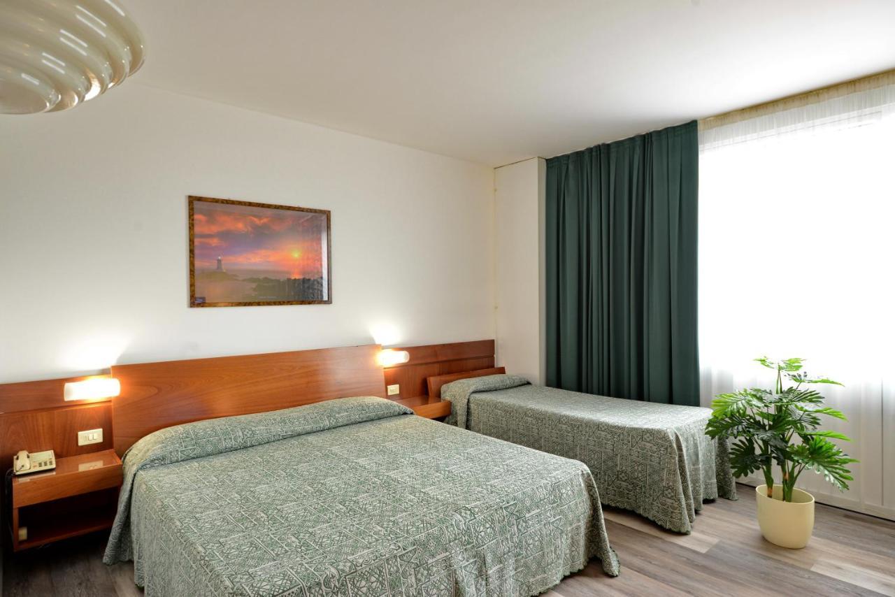 Hotel Krystal Bussolengo Esterno foto